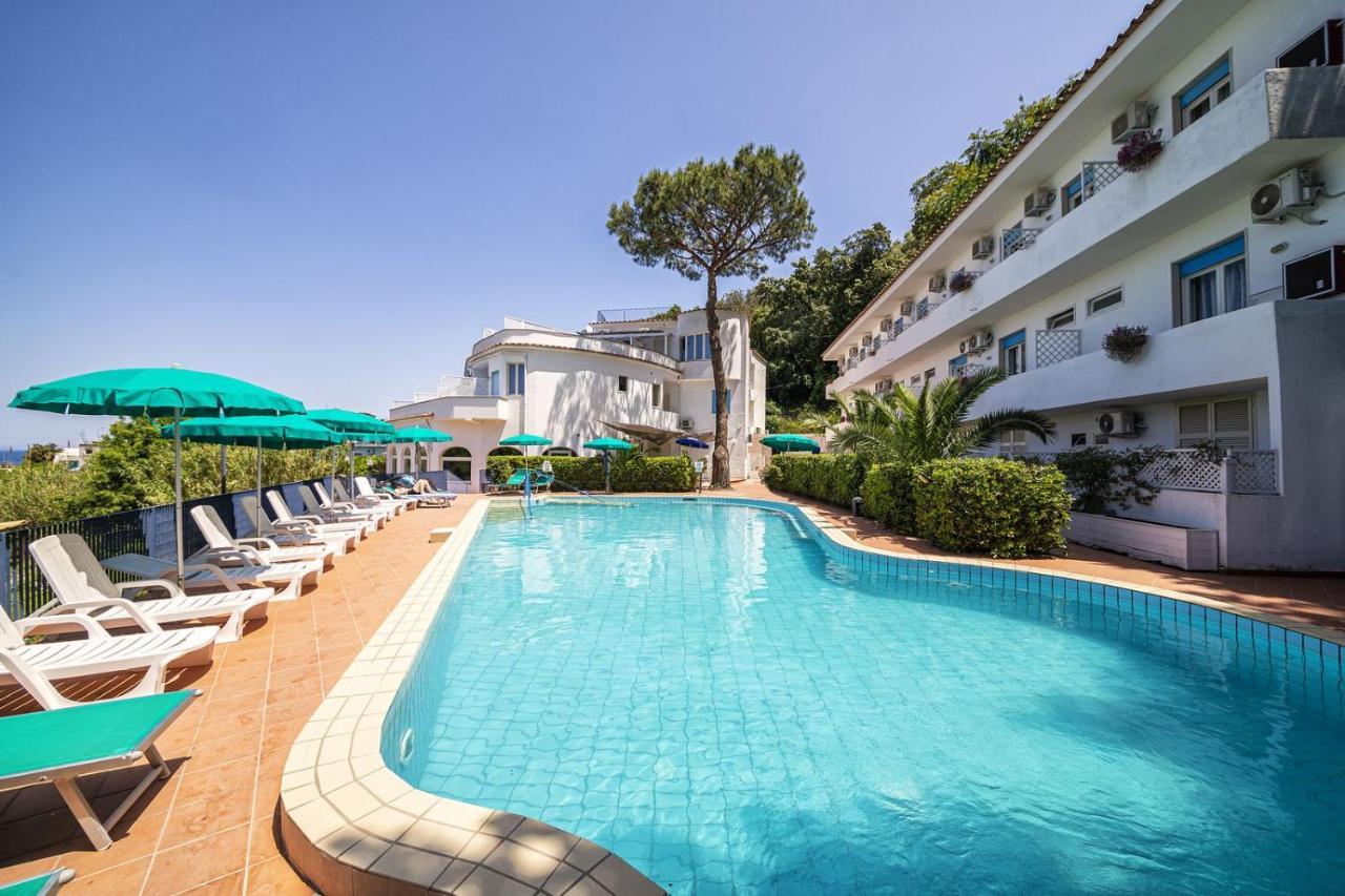 Bristol Hotel Lacco Ameno  Exterior photo