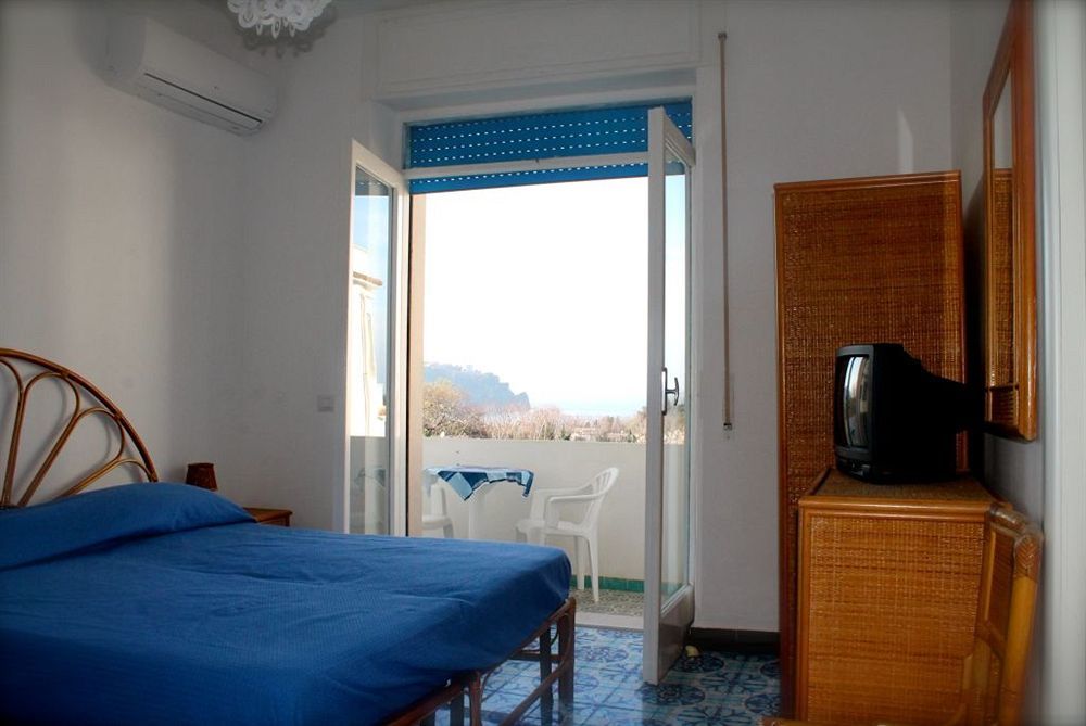 Bristol Hotel Lacco Ameno  Exterior photo
