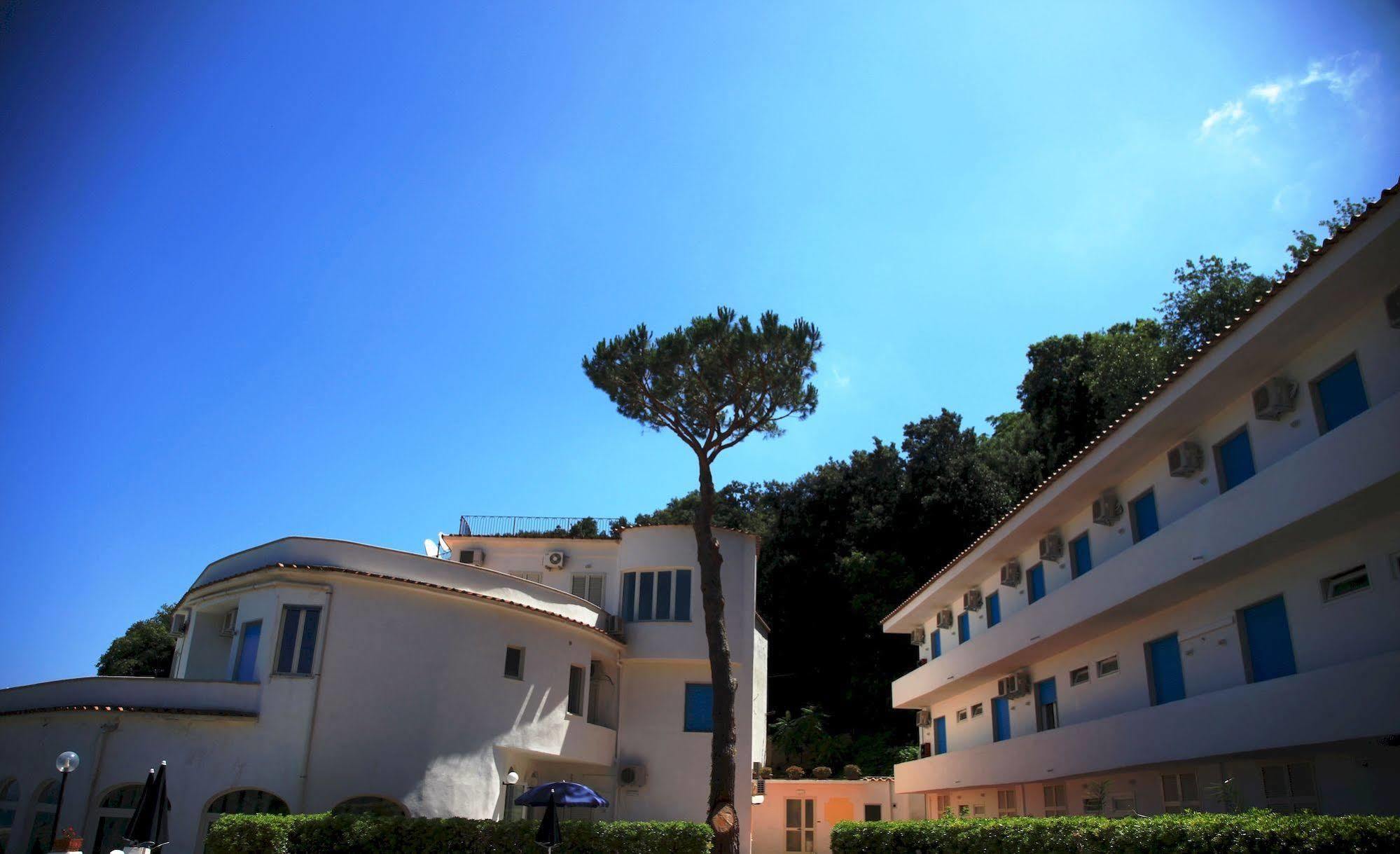 Bristol Hotel Lacco Ameno  Exterior photo